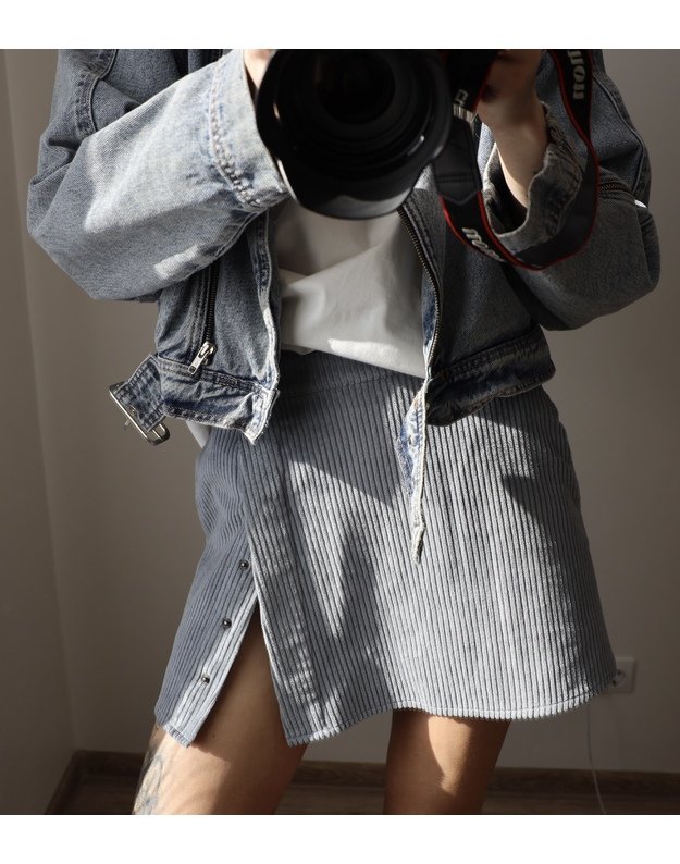 S I M 05 velvetas, pilkas 1-3 d.d. 1