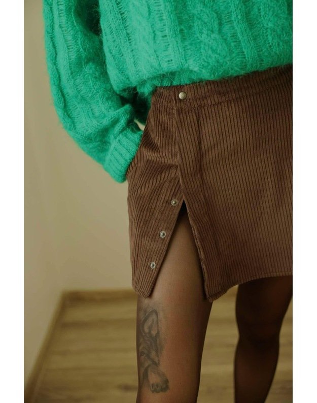 S I M 05 velvetas, rudas 1-3 d.d.